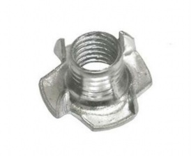 Гайка крыльчатая врезная М12 цинк DIN 1624